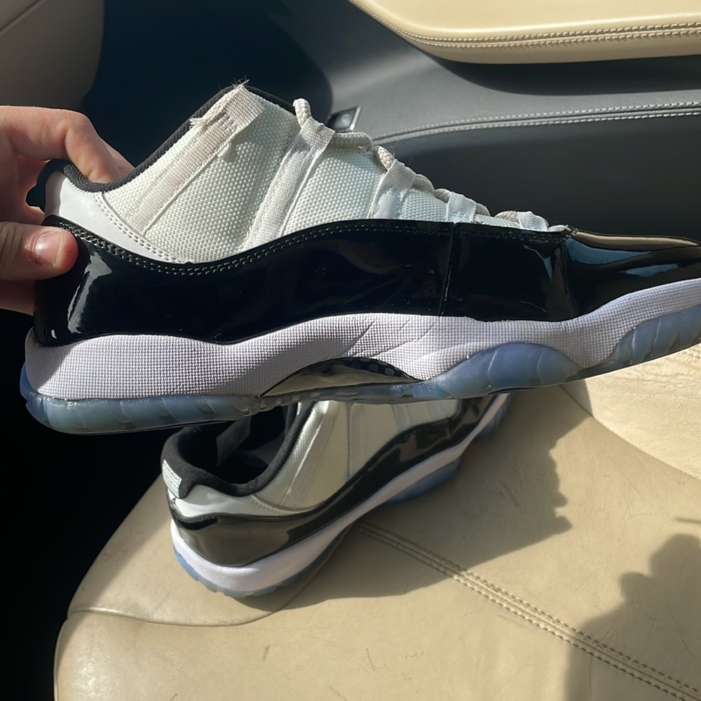 Nike Jordan 11 Retro Low Concord Premium